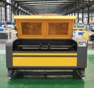 مكنة قص CO2 ليزر 160*100 سم